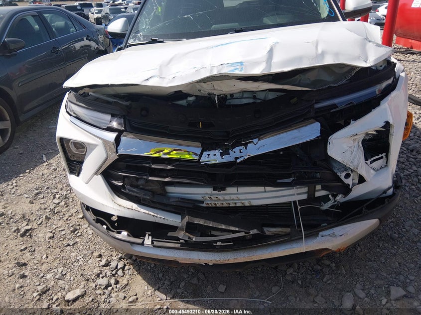 2025 CHEVROLET TRAILBLAZER auction photo 6
