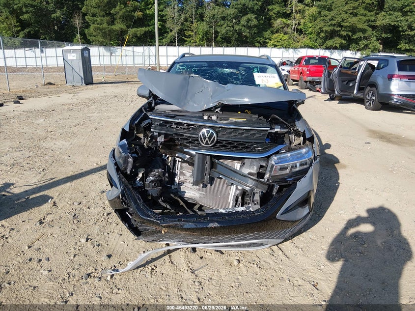 2022 Volkswagen Taos 1.5T Se VIN: 3VVSX7B26NM042657 Lot: 45493220