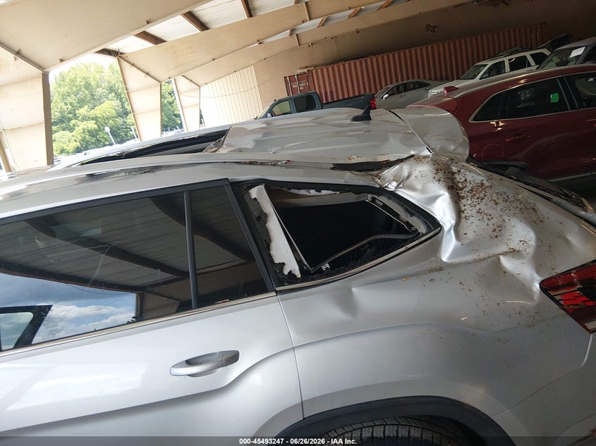 2019 VOLKSWAGEN ATLAS auction photo 6