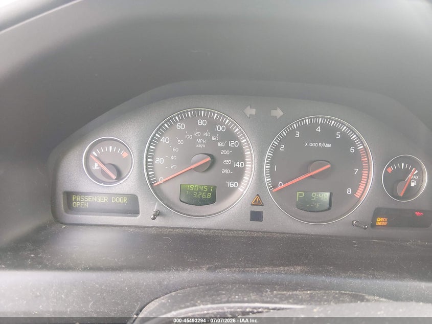 2005 Volvo V70 2.4 A/2.4 A Sr/2.4 M/2.4 M Sr VIN: YV1SW612451510759 Lot: 45493294