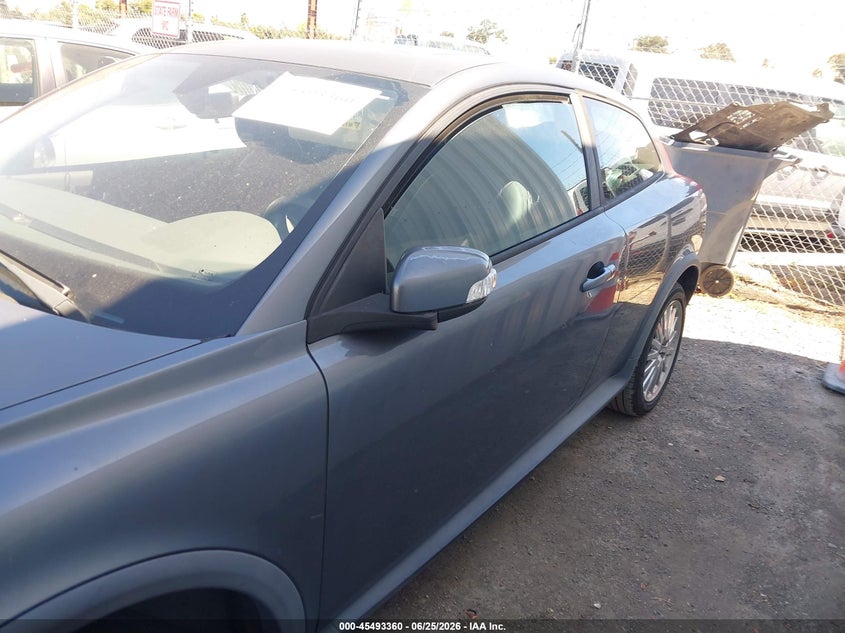2008 Volvo C30 R-Design/T5 Version 1.0/T5 Version 2.0/Version 1.0/Version 2.0 VIN: YV1MK672482070052 Lot: 45493360