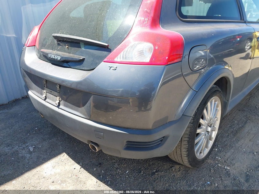 2008 Volvo C30 R-Design/T5 Version 1.0/T5 Version 2.0/Version 1.0/Version 2.0 VIN: YV1MK672482070052 Lot: 45493360
