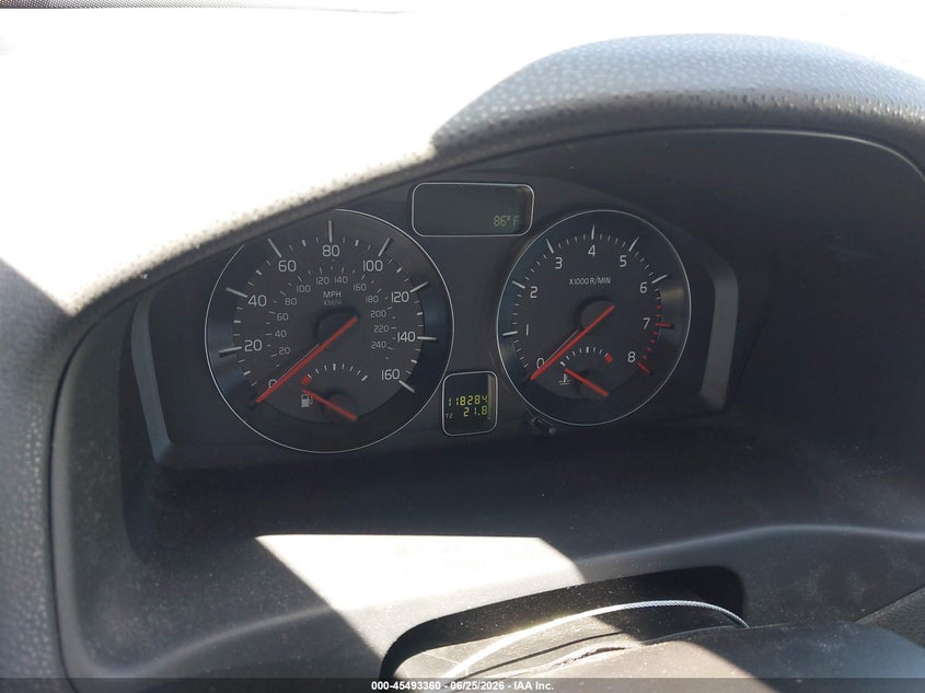 2008 Volvo C30 R-Design/T5 Version 1.0/T5 Version 2.0/Version 1.0/Version 2.0 VIN: YV1MK672482070052 Lot: 45493360