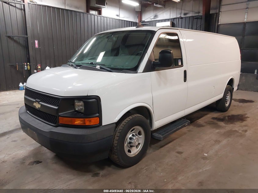 1GCZGHFGXH1247490 2017 Chevrolet Express 3500 Work Van photo 1