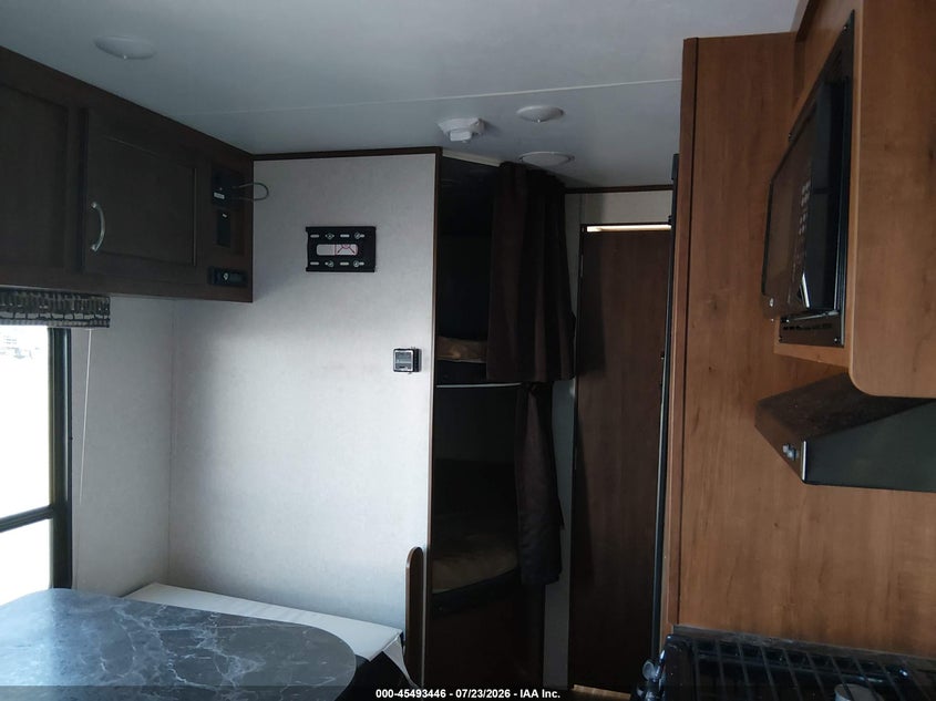 2017 JAYCO JAYFL184BH auction photo 5
