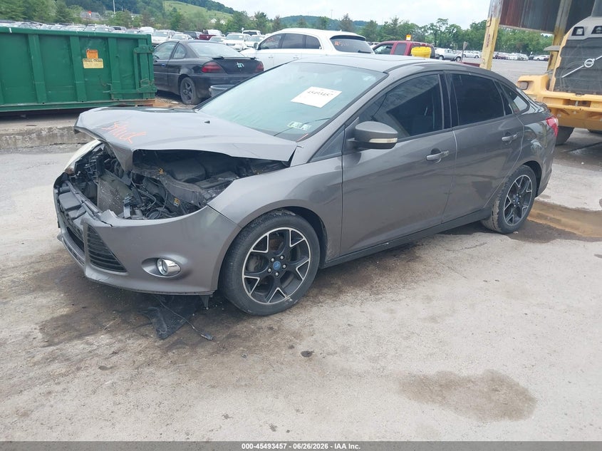 Vin: 1fahp3f20cl303507, lot: 45991654, ford focus se 20122