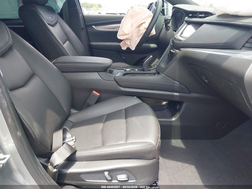 2026 CADILLAC XT5 — zdjęcie 5