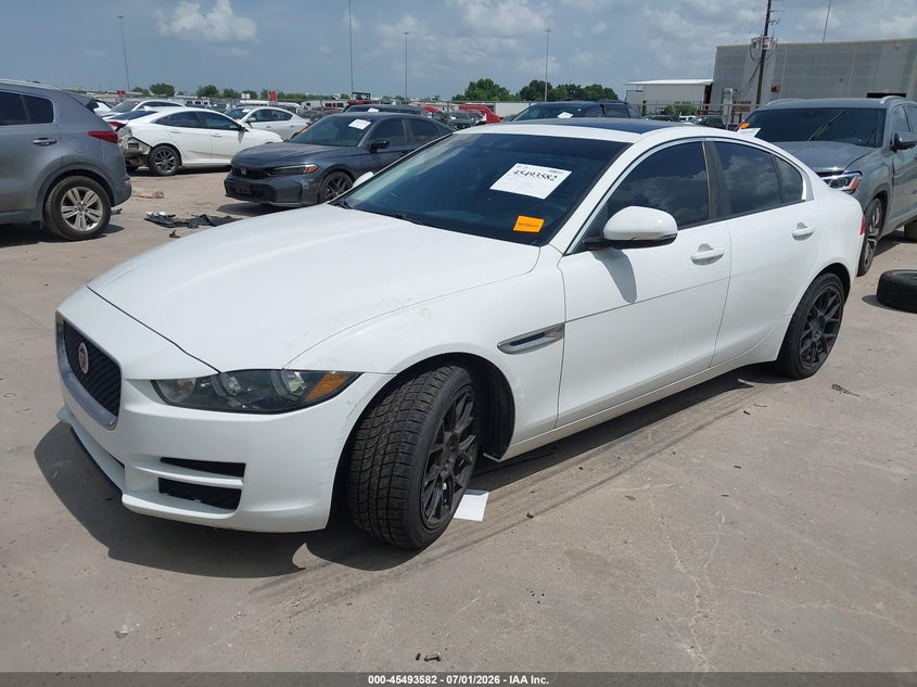Vin: sajar4bg4ha958674, lot: 45991779, jaguar xe 25t 20172