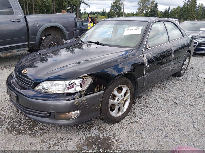 2001 LEXUS ES 300 auction photo 2