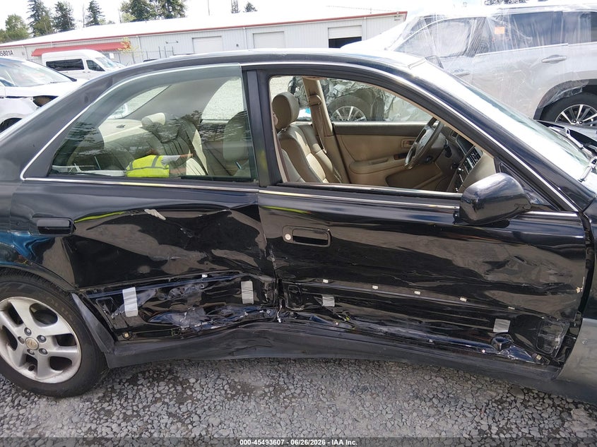 2001 LEXUS ES 300 auction photo 6
