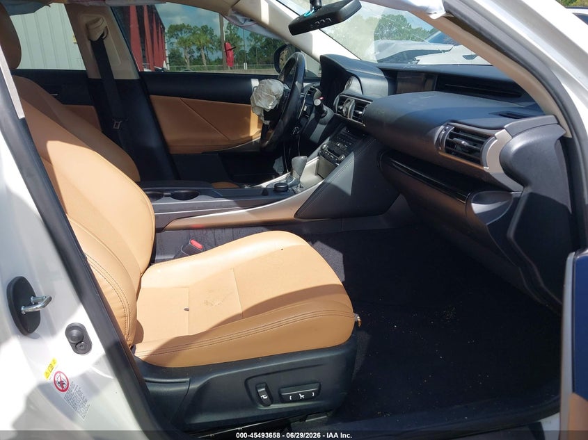 2018 LEXUS IS 300 auction photo 5