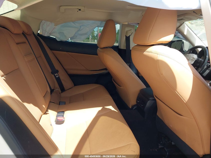 2018 LEXUS IS 300 auction photo 8