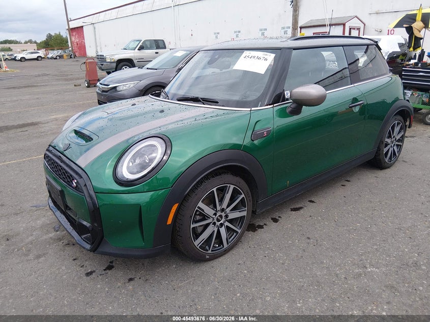 2024 MINI Hard top, Rear, IAAI, VIN WMW53DH08R2V07915 — photo 2