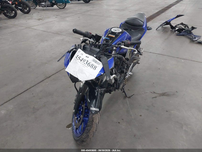 YAMAHA YZFR3 2018