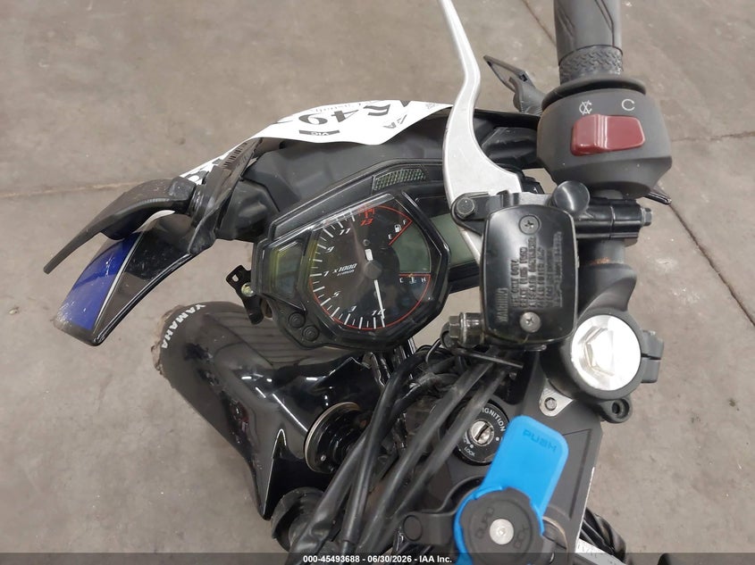 2018 YAMAHA YZFR3 auction photo 7