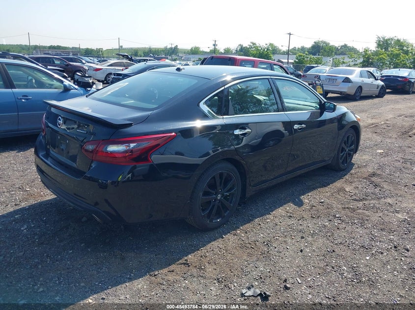 2018 NISSAN ALTIMA auction photo 4
