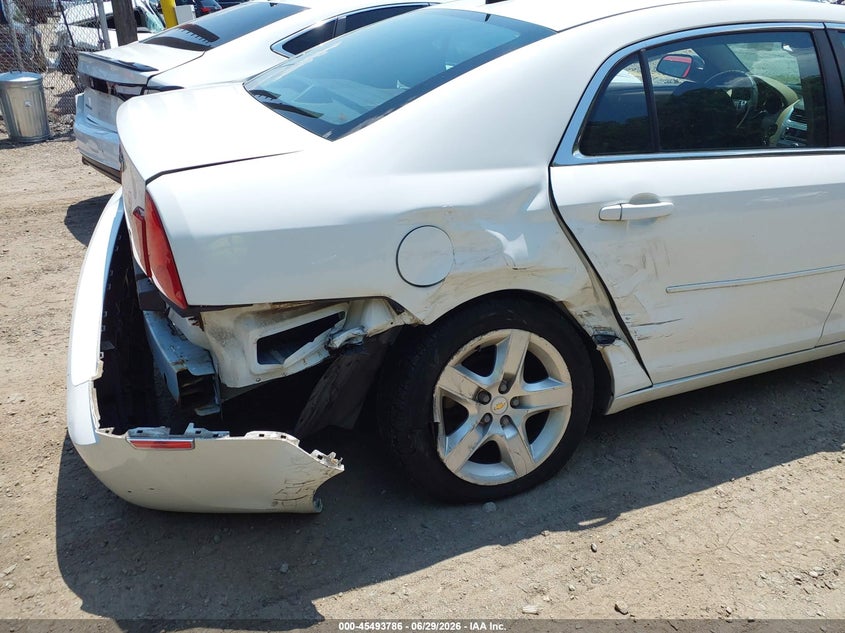 2011 CHEVROLET MALIBU auction photo 6