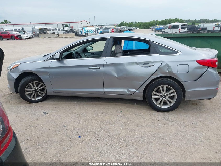 2016 HYUNDAI SONATA auction photo 6