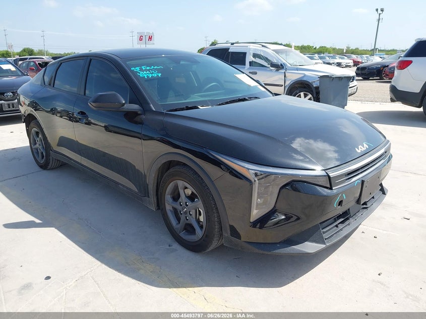 Vin: 3kpft4de7se157579, lot: 45991994, kia k4 lxs 2025 img_1