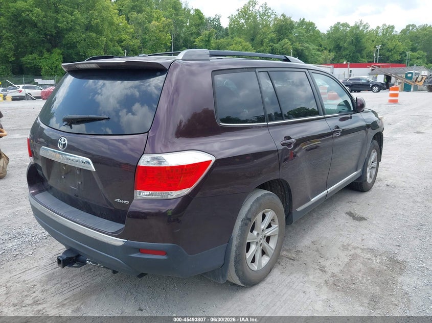 Vin: 5tdbk3eh4cs160855, lot: 45992004, toyota highlander base v6 20124