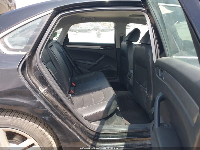 2015 Volkswagen Passat 2.0L Tdi Se VIN: 1VWBV7A34FC036290 Lot: 45493808