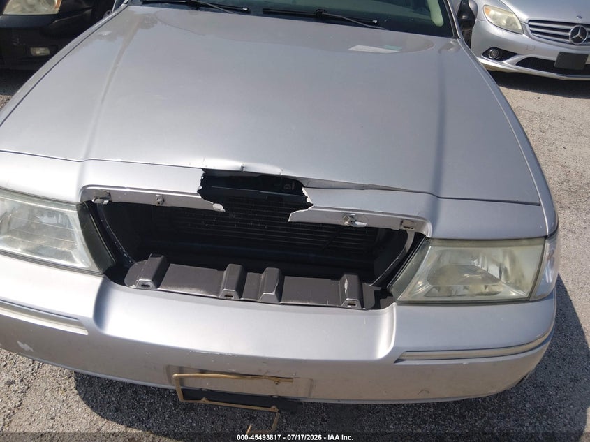 2004 MERCURY GRAND MARQUIS auction photo 6