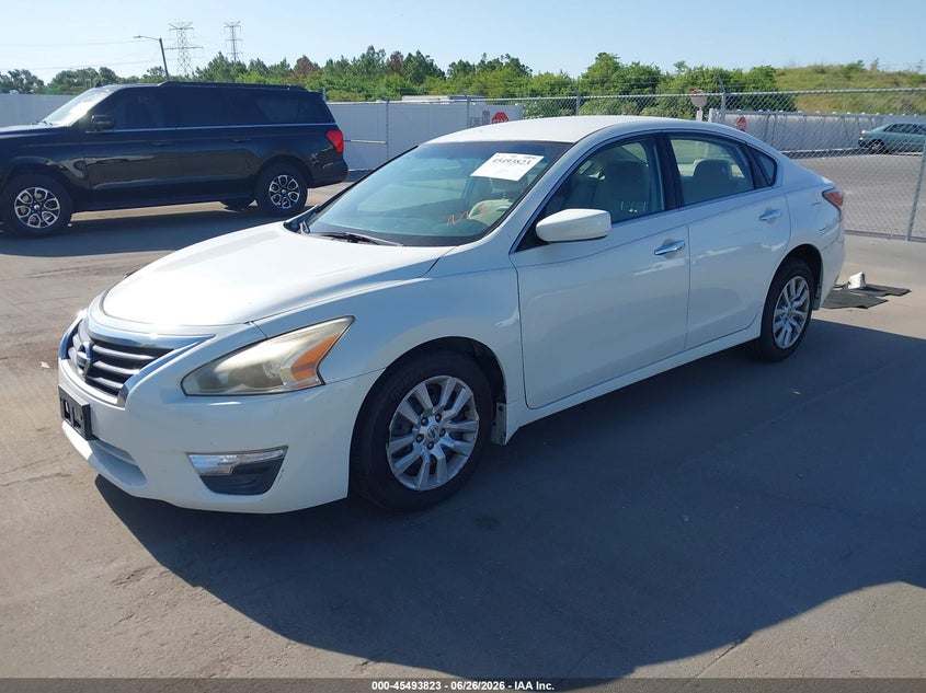 2015 NISSAN ALTIMA auction photo 2