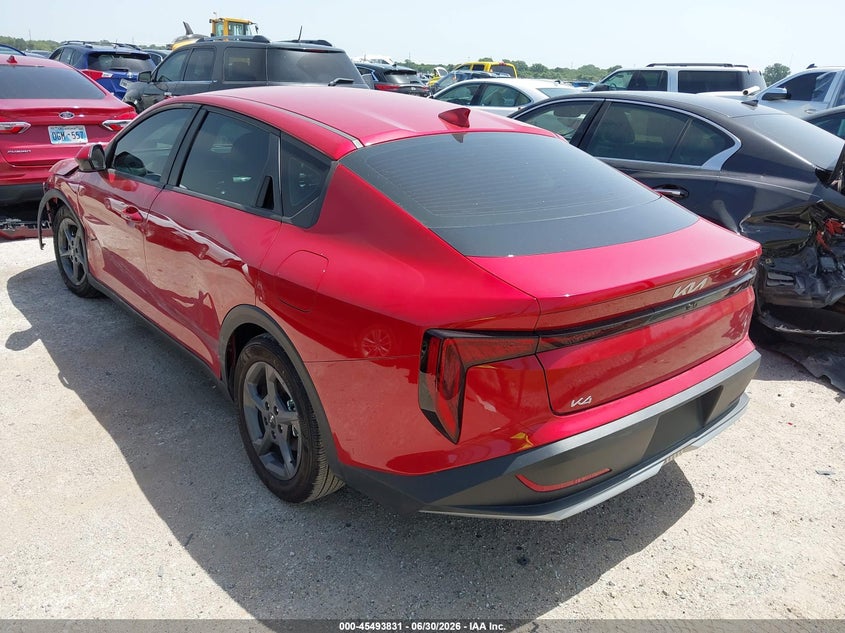 Vin: 3kpft4de3se145851, lot: 45992028, kia k4 lxs 20253