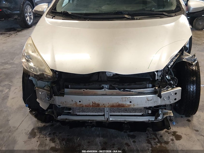 2014 Toyota Prius C Two VIN: JTDKDTB32E1567057 Lot: 45493854