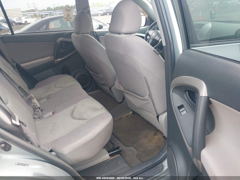 2007 TOYOTA RAV4 auction photo 8