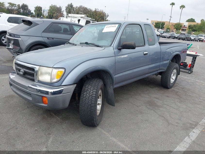 1998 Toyota Tacoma Base V6 4TAWN72N5WZ160873 photo 1