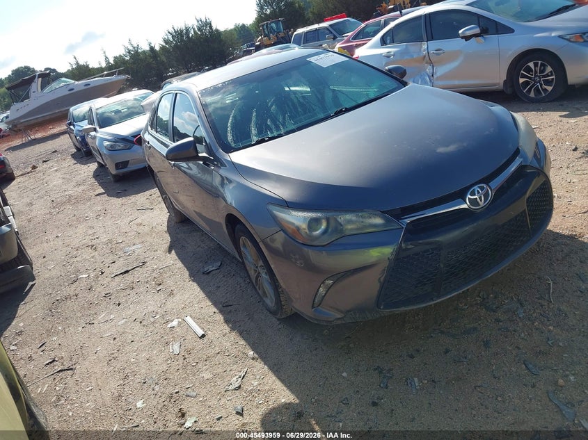TOYOTA CAMRY - zdjęcie 1
