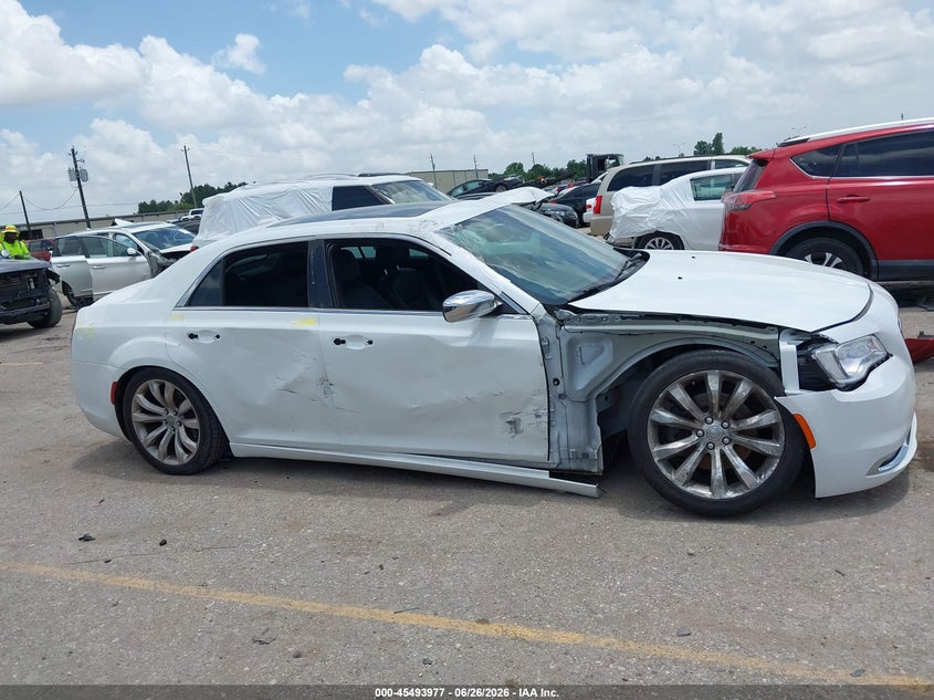 2015 Chrysler 300C VIN: 2C3CCAET6FH830021 Lot: 45493977