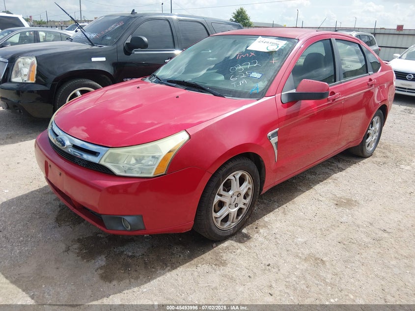 2008 Ford Focus, Normal Wear & Tear, IAAI, VIN 1FAHP35N88W300372 — photo 2