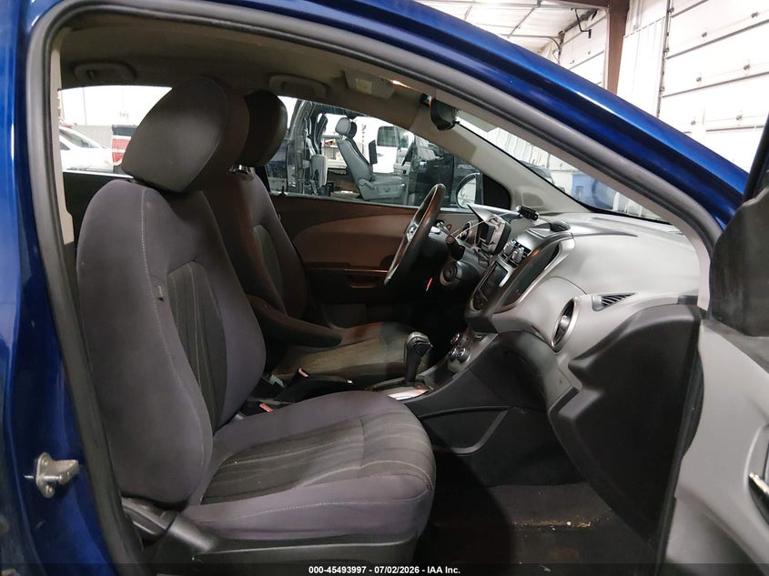 2014 CHEVROLET SONIC auction photo 5