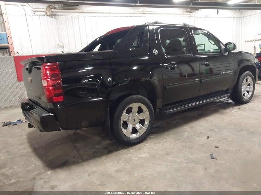 2013 CHEVROLET AVALANCHE auction photo 4