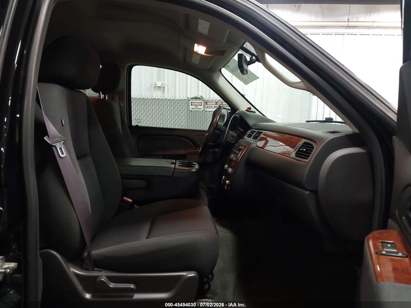 2013 CHEVROLET AVALANCHE auction photo 5