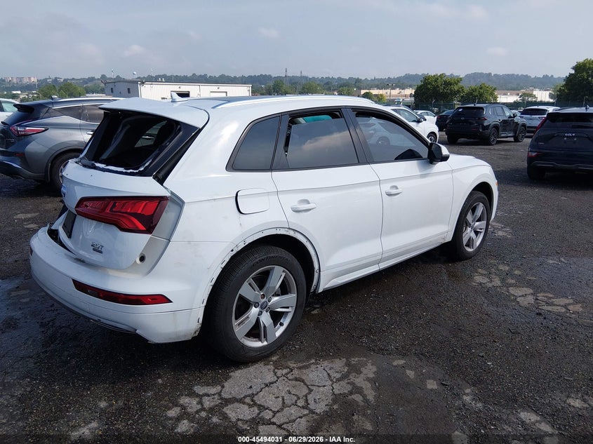Vin: wa1anafy7j2009173, lot: 45992228, audi q5 2.0t premium/2.0t tech premium 20184