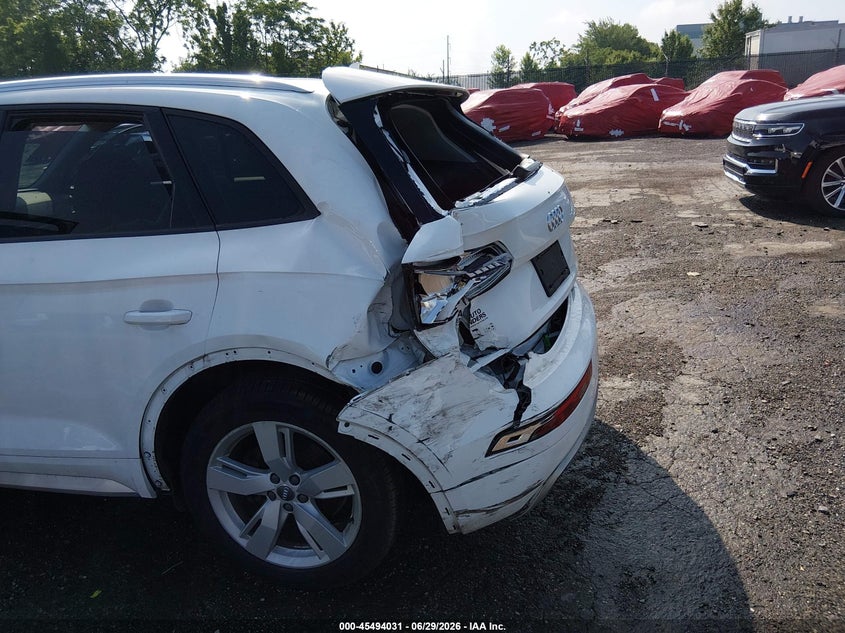 AUDI Q5 2018 VIN WA1ANAFY7J2009173