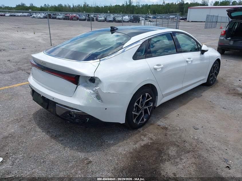 2026 KIA K5 — zdjęcie 4