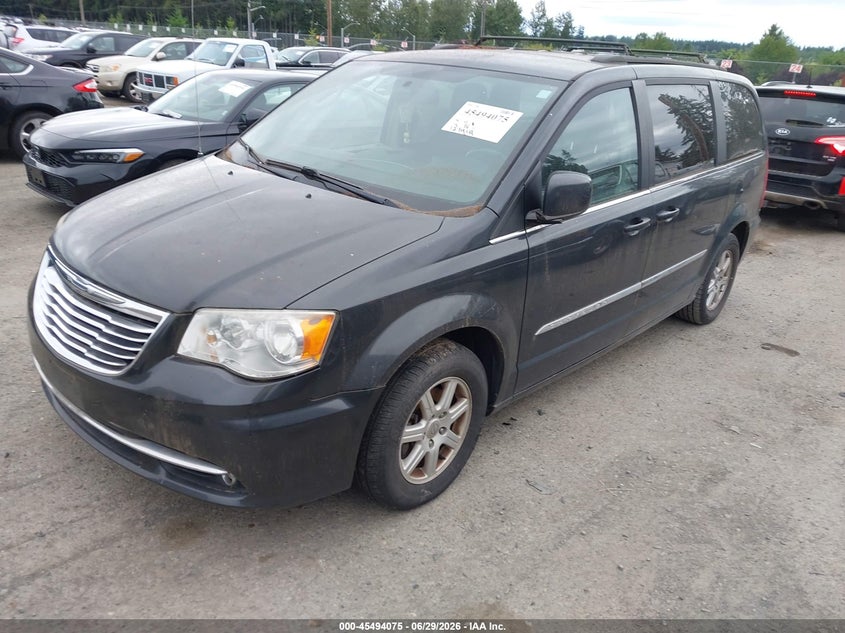 2011 Chrysler Town & Country Touring 2A4RR5DGXBR739624 photo 1