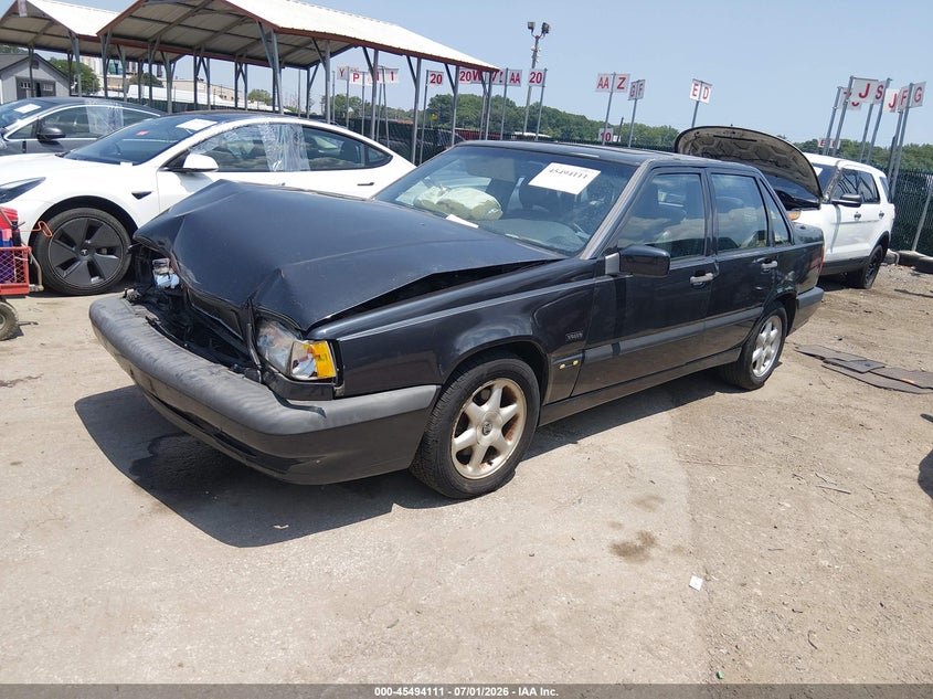 1996 VOLVO 850 auction photo 2