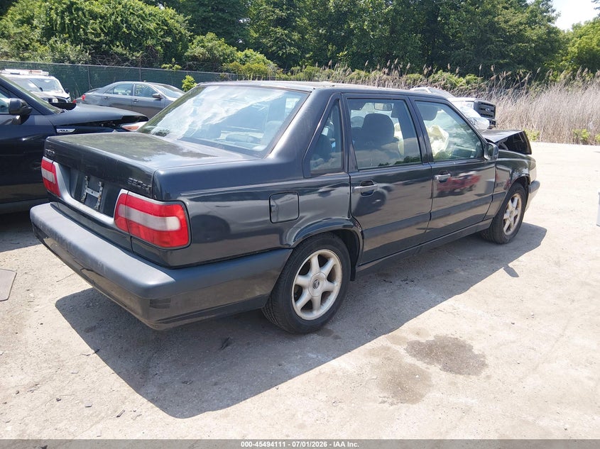 1996 VOLVO 850 auction photo 4