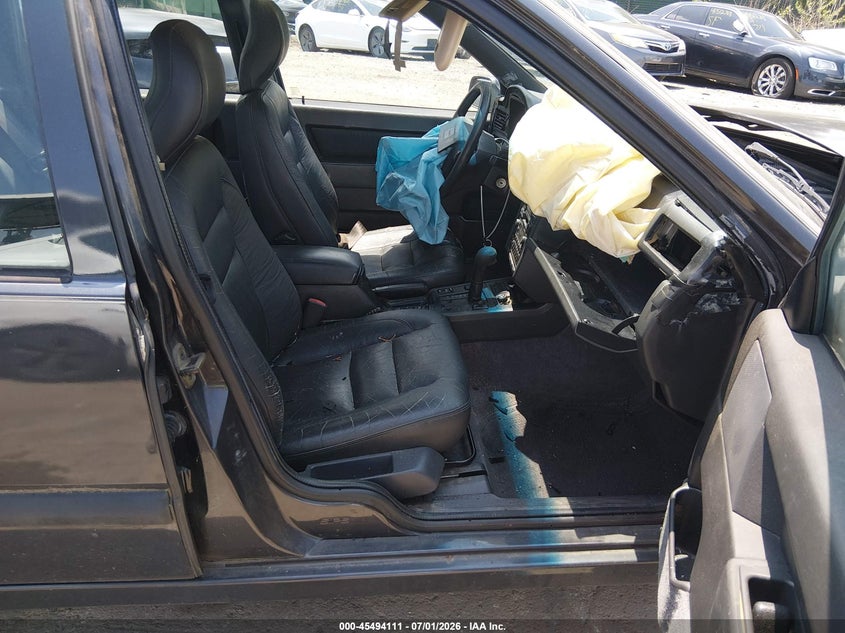 1996 VOLVO 850 auction photo 5