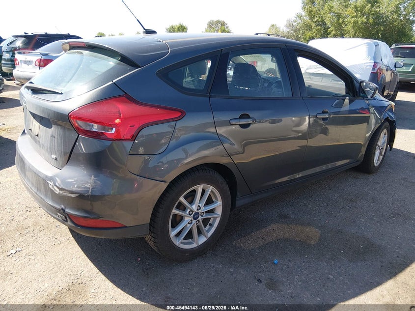 Vin: 1fadp3k27hl210821, lot: 45992341, ford focus se 20174