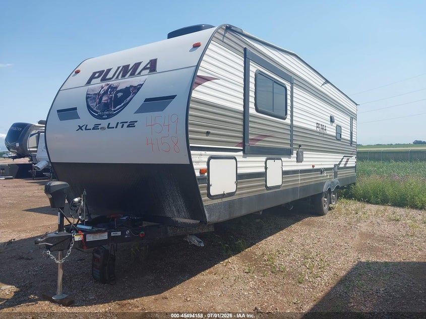2021 PUMA XLE LITE 27TSB auction photo 2