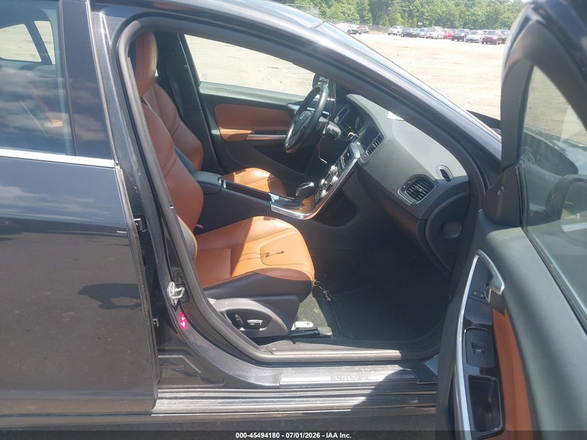 VOLVO S60 2015 VIN YV140MFK6F1346052