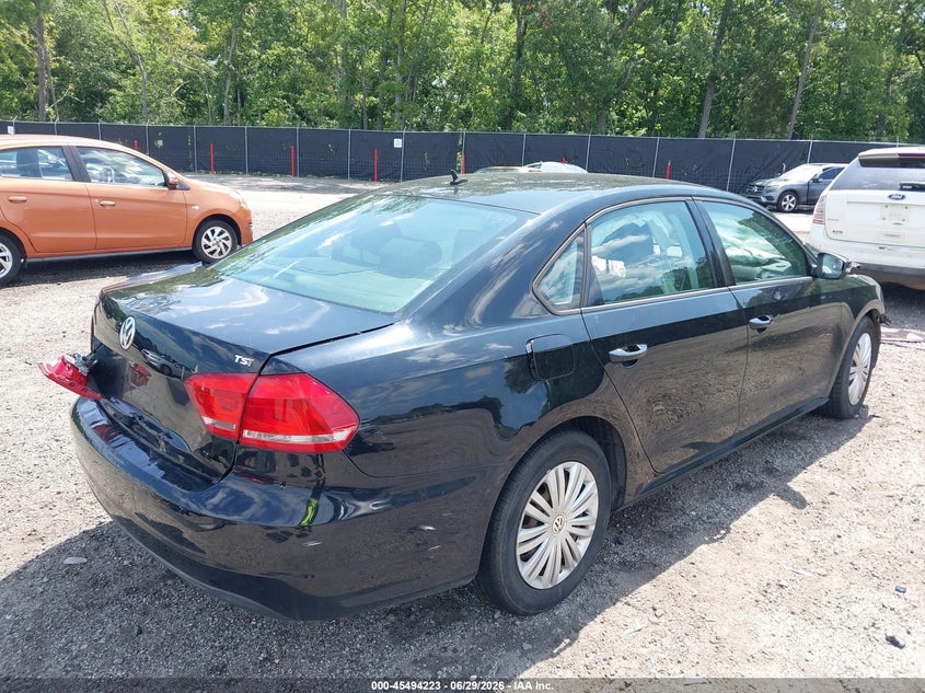 VOLKSWAGEN PASSAT 2014 VIN 1VWAT7A3XEC037296