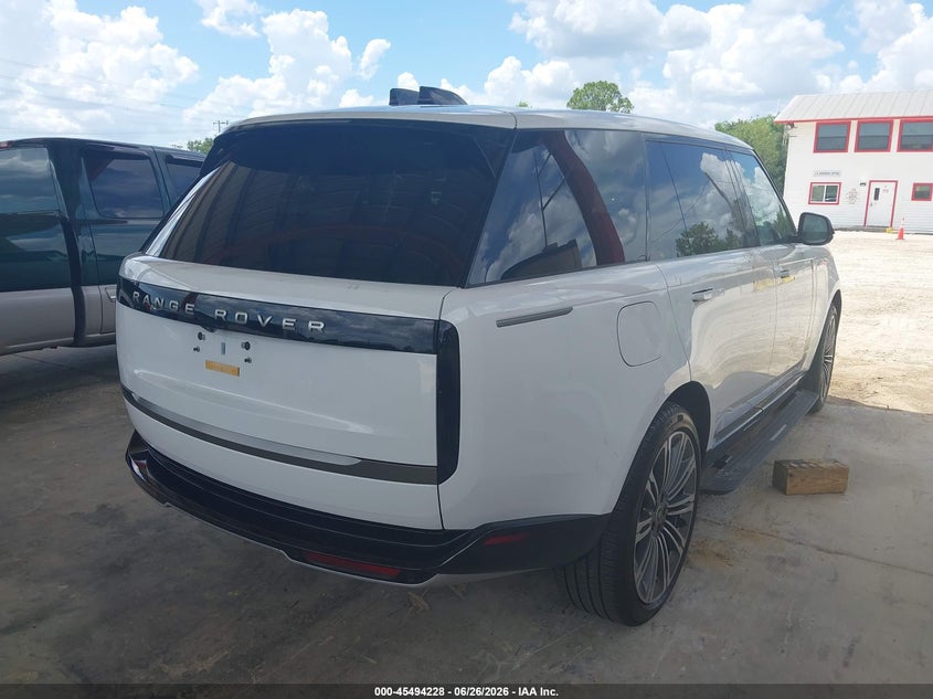 2025 LAND ROVER RANGE ROVER auction photo 4
