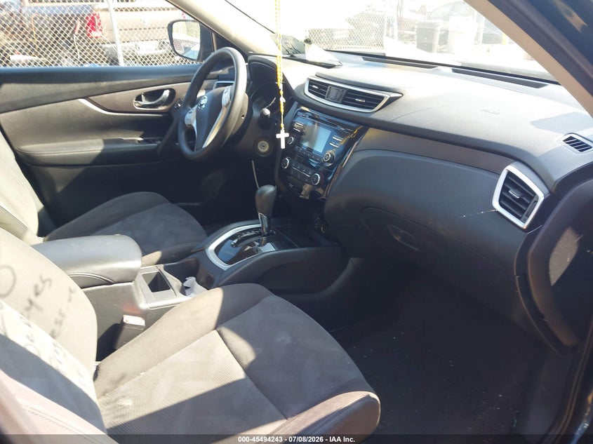 2016 NISSAN ROGUE auction photo 5